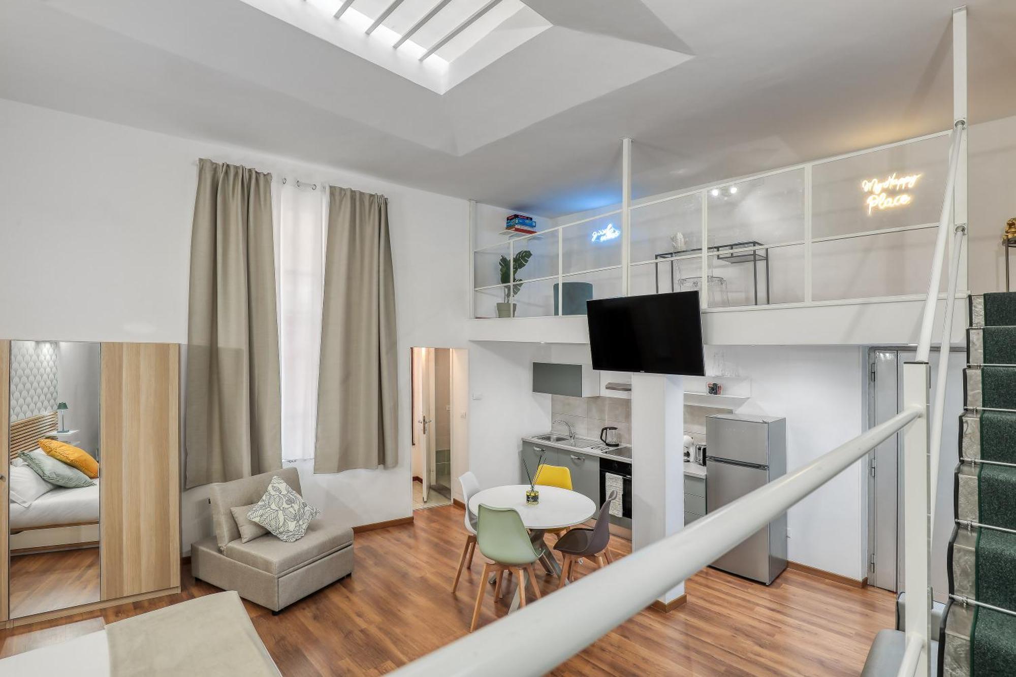 Atrhome Essential Loft Canova